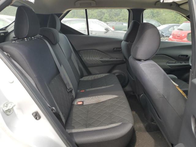 Photo 11 from auction – 2018 NISSAN KICKS S with VIN 3N1CP5CU4JL531908