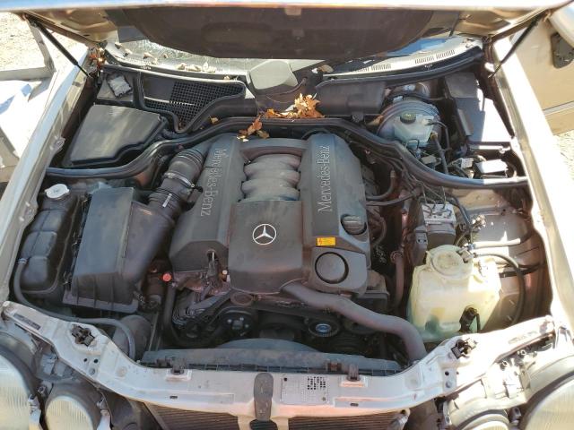 Photo 11 from auction – 2002 MERCEDES-BENZ E 320 with VIN WDBJF65J92B442921