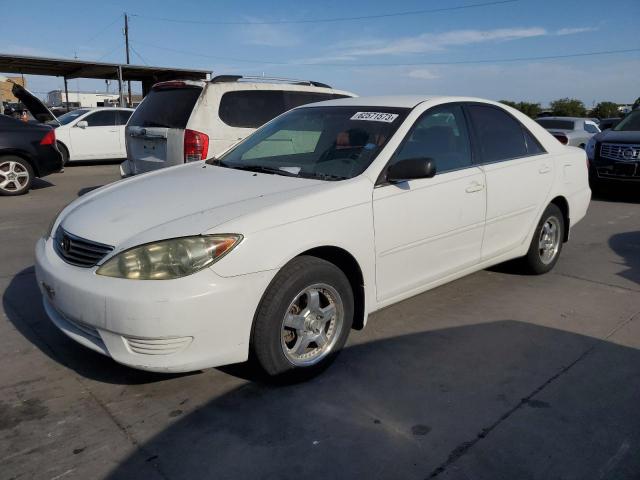 TOYOTA CAMRY LE 2005 with VIN 4T1BE32K95U385841 - Photo from auction