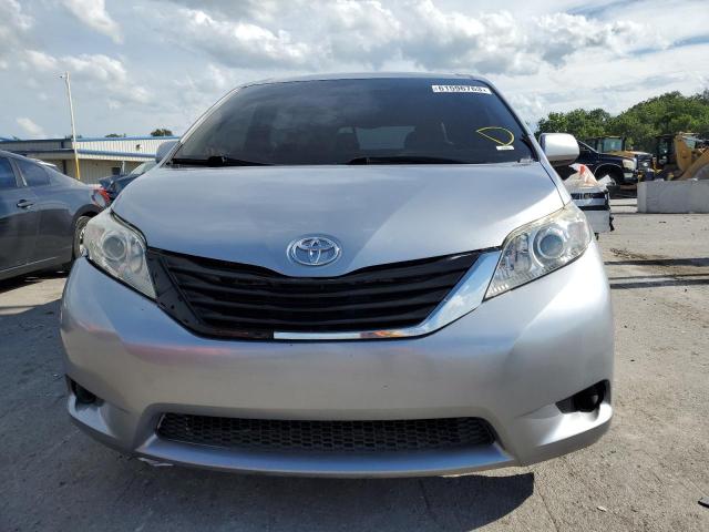 Photo 5 from auction – 2012 TOYOTA SIENNA XLE with VIN 5TDDK3DC4CS048619