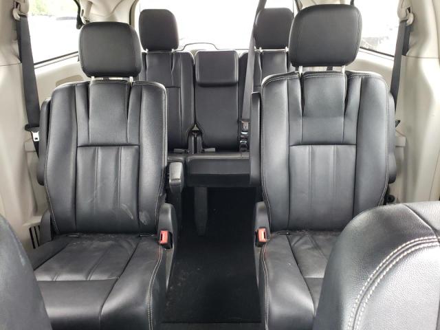 Photo 10 from auction – 2016 CHRYSLER TOWN & COU with VIN 2C4RC1BG2GR186431