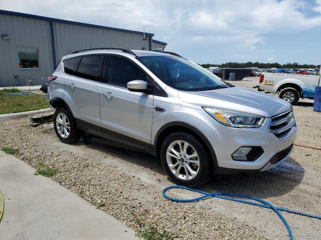 Photo 4 from auction – 2017 FORD ESCAPE SE with VIN 1FMCU0G9XHUB37033