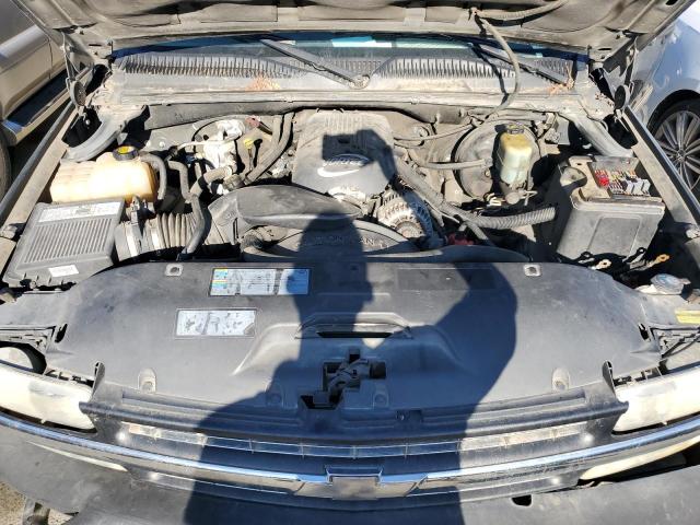 Photo 11 from auction – 2002 CHEVROLET SILVERADO with VIN 2GCEK19T721126236