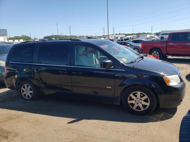 Photo 4 from auction – 2008 CHRYSLER TOWN & COU with VIN 2A8HR54PX8R717156