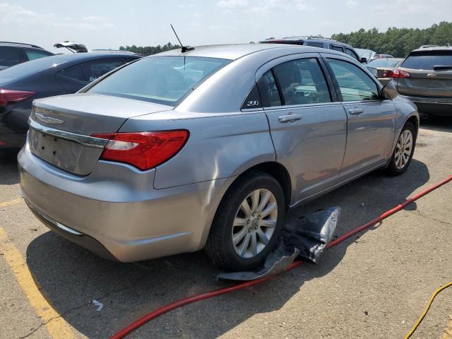 Photo 3 from auction – 2013 CHRYSLER 200 with VIN 1C3CCBBB1DN545748