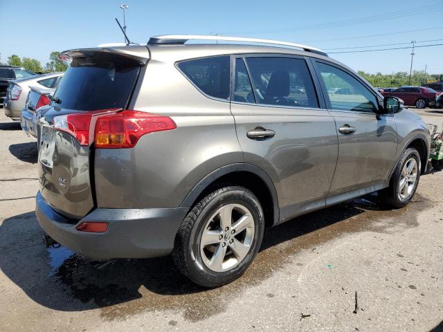 Photo 3 from auction – 2015 TOYOTA RAV4 XLE with VIN JTMRFREV7FD126226