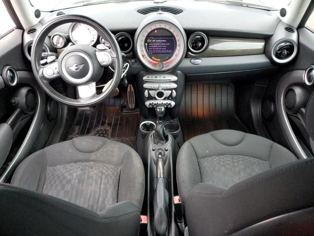 Photo 8 from auction – 2009 MINI COOPER S with VIN WMWMF735X9TW80479