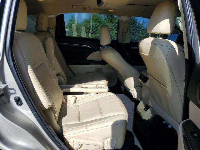 Photo 11 from auction – 2014 TOYOTA HIGHLANDER with VIN 5TDDKRFH1ES042078