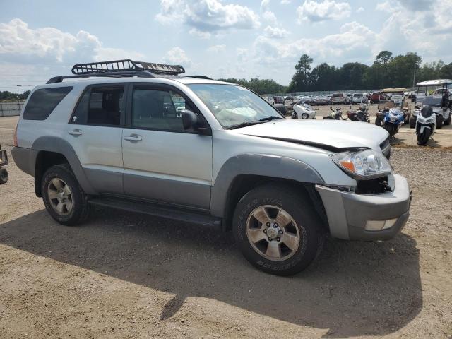 Photo 4 from auction – 2003 TOYOTA 4RUNNER SR with VIN JTEBT14R830002920
