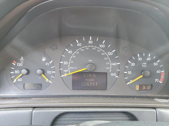 Photo 9 from auction – 2000 MERCEDES-BENZ E 320 with VIN WDBJF65J8YB041045