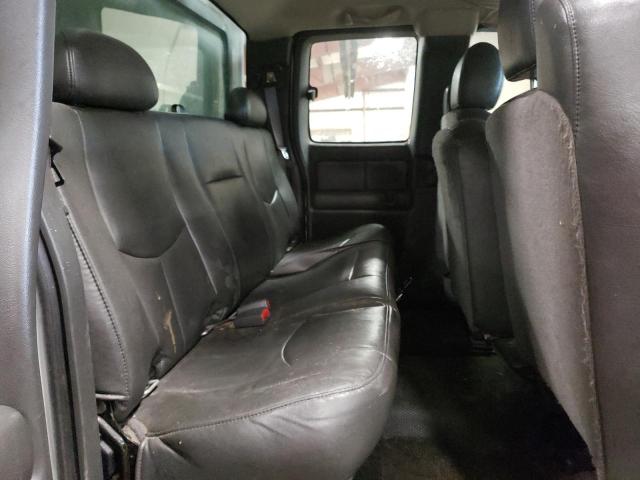 Photo 10 from auction – 2005 CHEVROLET SILVERADO with VIN 1GCHC29U35E161898