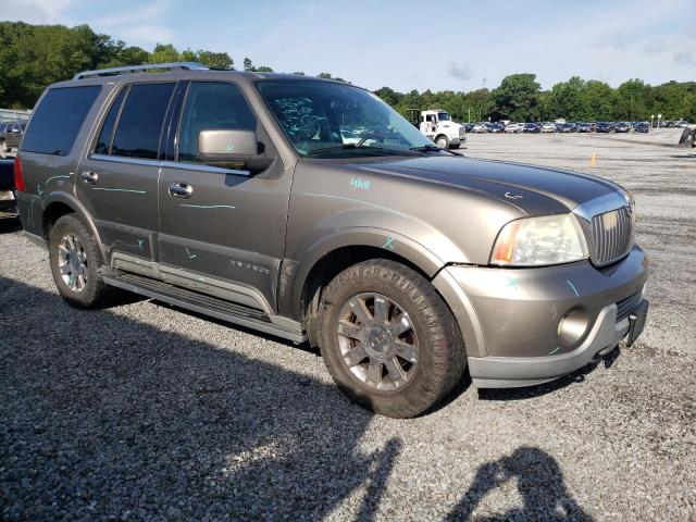 Photo 4 from auction – 2004 LINCOLN NAVIGATOR with VIN 5LMFU28R54LJ04798
