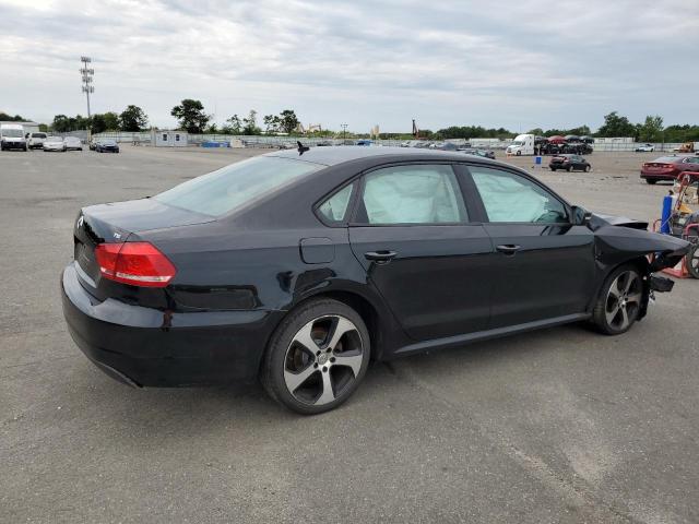Photo 3 from auction – 2015 VOLKSWAGEN PASSAT S with VIN 1VWAT7A32FC069757