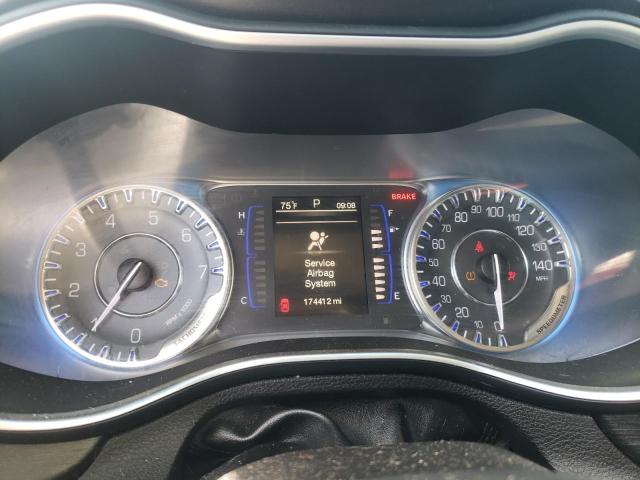 Photo 9 from auction – 2015 CHRYSLER 200 LIMITE with VIN 1C3CCCAB5FN687109