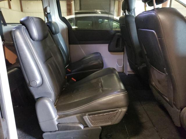 Photo 11 from auction – 2010 CHRYSLER TOWN & COU with VIN 2A4RR8DX1AR479811