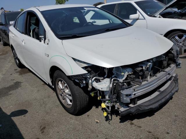 Photo 4 from auction – 2017 TOYOTA PRIUS PRIM with VIN JTDKARFP8H3026080