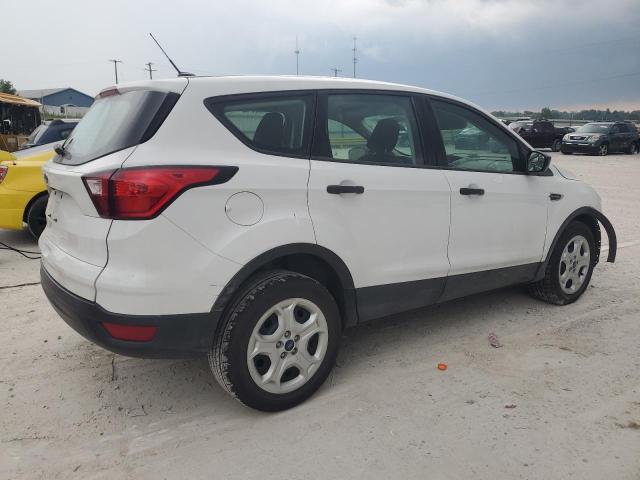 Photo 3 from auction – 2019 FORD ESCAPE S with VIN 1FMCU0F75KUB82503