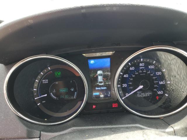 Photo 9 from auction – 2013 HYUNDAI SONATA HYB with VIN KMHEC4A45DA089985