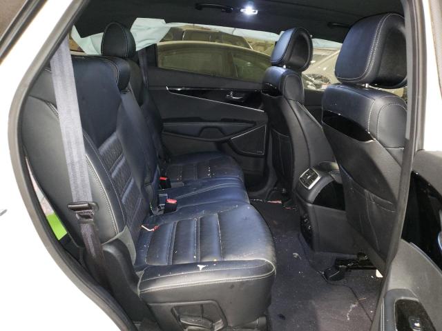Photo 11 from auction – 2016 KIA SORENTO SX with VIN 5XYPKDA53GG121233