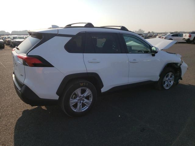 Photo 3 from auction – 2021 TOYOTA RAV4 XLE with VIN 2T3W1RFV3MC097535