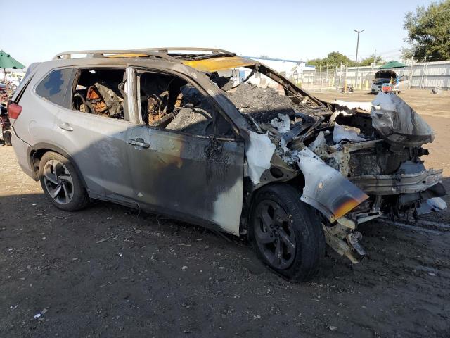 Photo 4 from auction – 2023 SUBARU FORESTER T with VIN JF2SKARC8PH434766