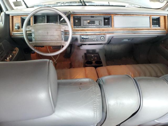 Photo 8 from auction – 1994 LINCOLN TOWN CAR E with VIN 1LNLM81W8RY733670