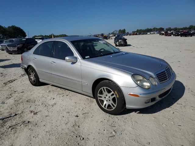 Photo 4 from auction – 2003 MERCEDES-BENZ E 320 with VIN WDBUF65J13A212973