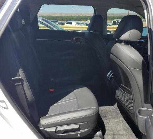 Photo 10 from auction – 2023 KIA SORENTO EX with VIN 5XYRH4LFXPG171852