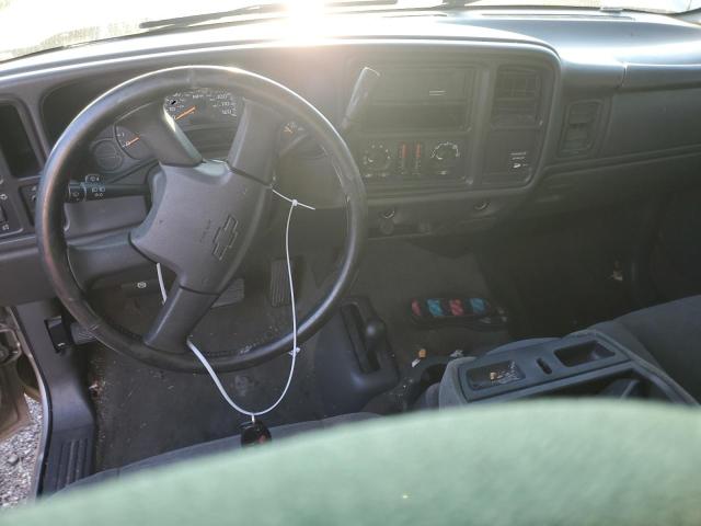 Photo 8 from auction – 2004 CHEVROLET SILVERADO with VIN 2GCEK19T741310627