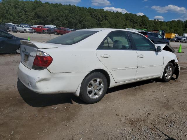 Photo 3 from auction – 2005 TOYOTA CAMRY LE with VIN 4T1BE32K15U542326