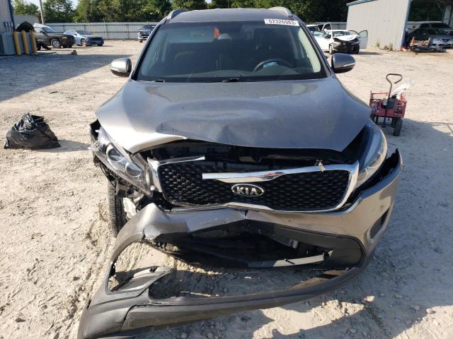 Photo 5 from auction – 2017 KIA SORENTO LX with VIN 5XYPGDA58HG324573