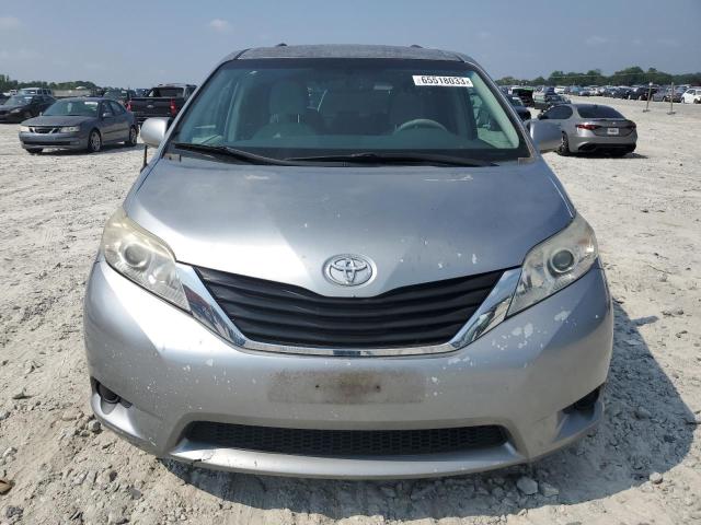 Photo 5 from auction – 2014 TOYOTA SIENNA LE with VIN 5TDKK3DC3ES465188
