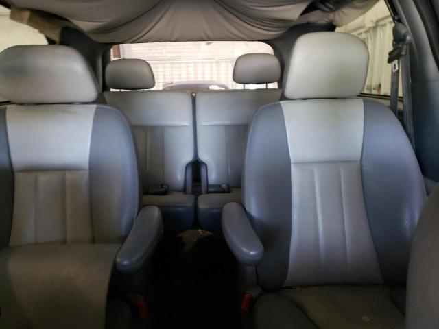 Photo 10 from auction – 2004 CHRYSLER TOWN & COU with VIN 2C4GP54L64R563108