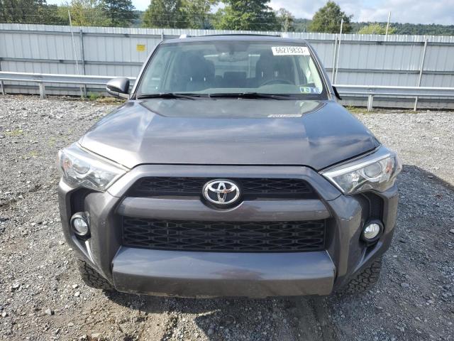 Photo 5 from auction – 2018 TOYOTA 4RUNNER SR with VIN JTEBU5JR3J5500452