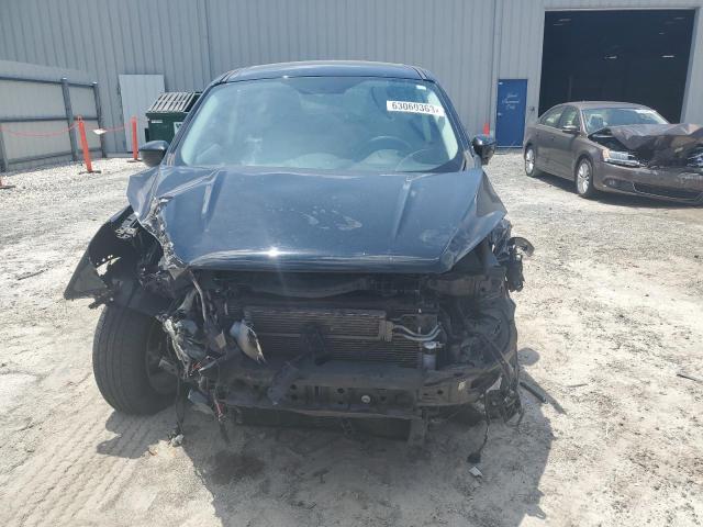 Photo 5 from auction – 2017 FORD ESCAPE SE with VIN 1FMCU0GD3HUB03259