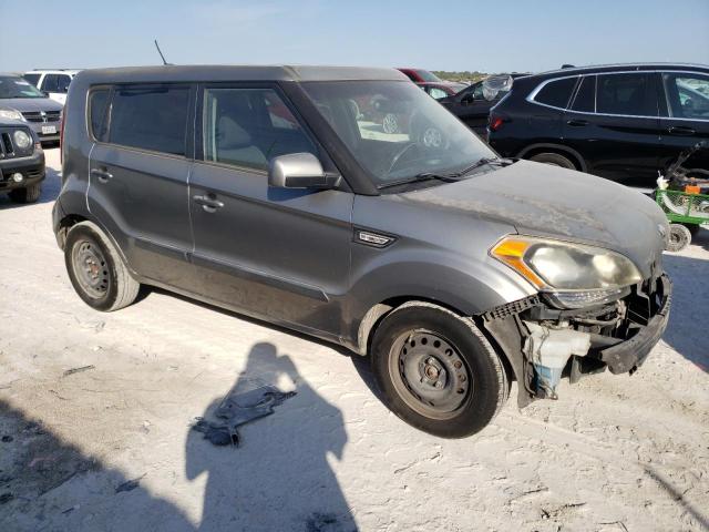 Photo 4 from auction – 2013 KIA SOUL with VIN KNDJT2A52D7615986