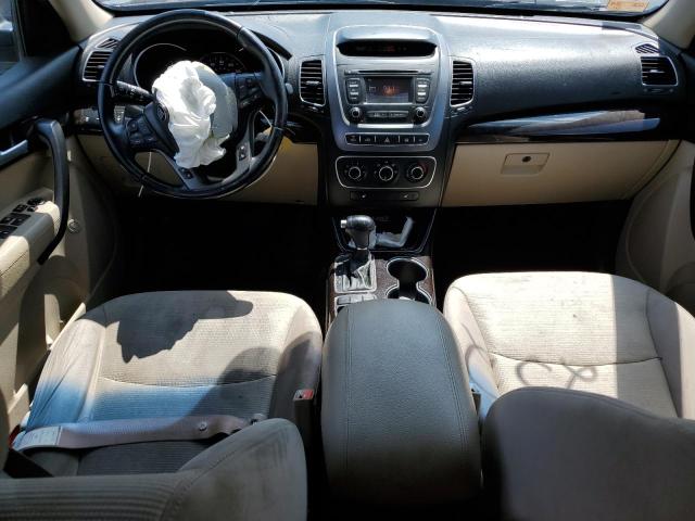 Photo 8 from auction – 2015 KIA SORENTO LX with VIN 5XYKTCA67FG571783