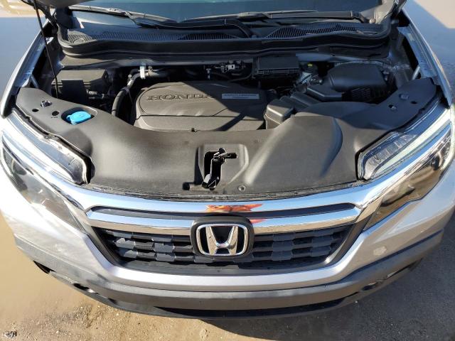 Photo 11 from auction – 2017 HONDA RIDGELINE with VIN 5FPYK2F62HB009422