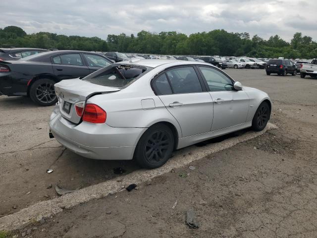 Photo 3 from auction – 2006 BMW 325 XI with VIN WBAVD13526KV06365