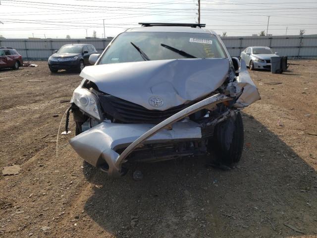 Photo 5 from auction – 2014 TOYOTA SIENNA with VIN 5TDKK3DC7ES468255