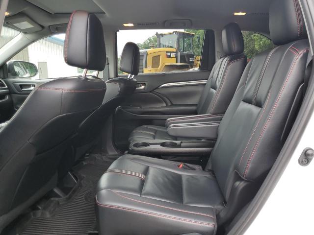 Photo 11 from auction – 2019 TOYOTA HIGHLANDER with VIN 5TDJZRFH8KS602740