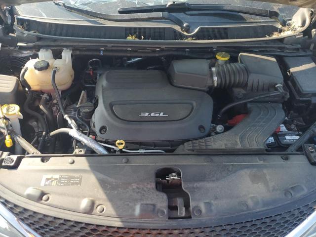 Photo 11 from auction – 2017 CHRYSLER PACIFICA T with VIN 2C4RC1EG4HR703919
