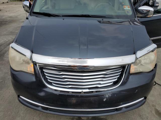 Photo 12 from auction – 2013 CHRYSLER TOWN & COU with VIN 2C4RC1CG4DR777631
