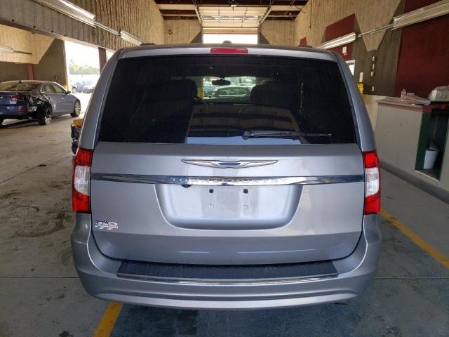 Photo 6 from auction – 2015 CHRYSLER TOWN & COU with VIN 2C4RC1BG7FR662803
