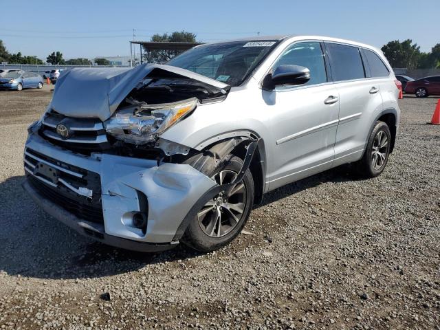 Снимка 1 от търг – 2017 TOYOTA HIGHLANDER с VIN 5TDZARFH6HS026097
