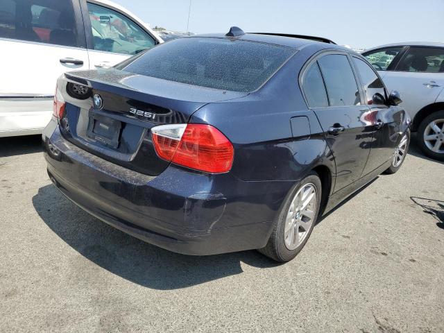 Photo 3 from auction – 2006 BMW 325 I with VIN WBAVB13516PS65455