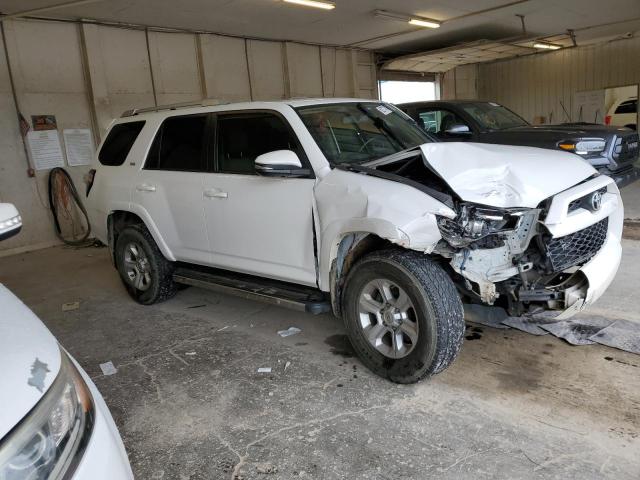 Photo 4 from auction – 2016 TOYOTA 4RUNNER SR with VIN JTEBU5JR4G5285432