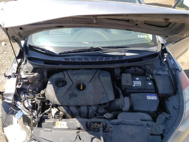 Photo 11 from auction – 2013 HYUNDAI ELANTRA GL with VIN KMHDH4AE2DU810283