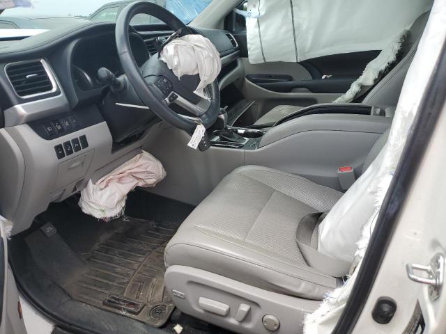 Photo 7 from auction – 2016 TOYOTA HIGHLANDER with VIN 5TDYKRFH7GS126748