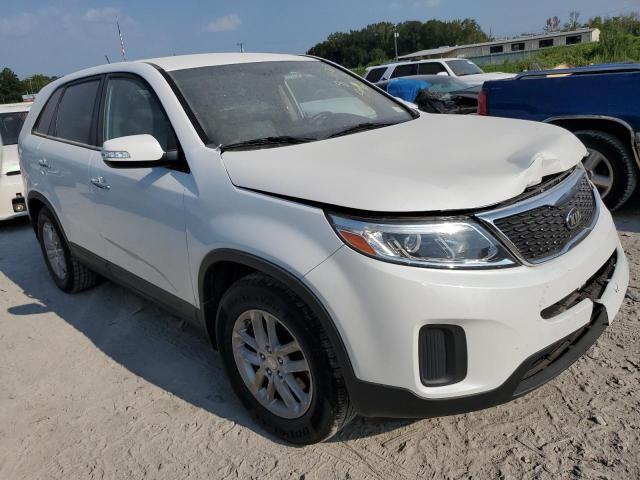 Photo 4 from auction – 2015 KIA SORENTO LX with VIN 5XYKT3A69FG642191